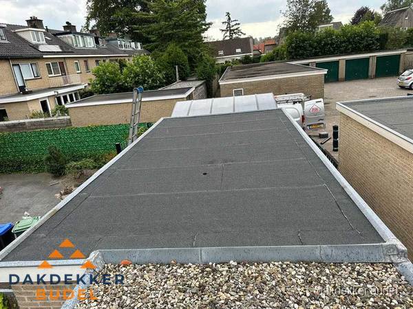 Dakinspectie plat dak na renovatie in Budel